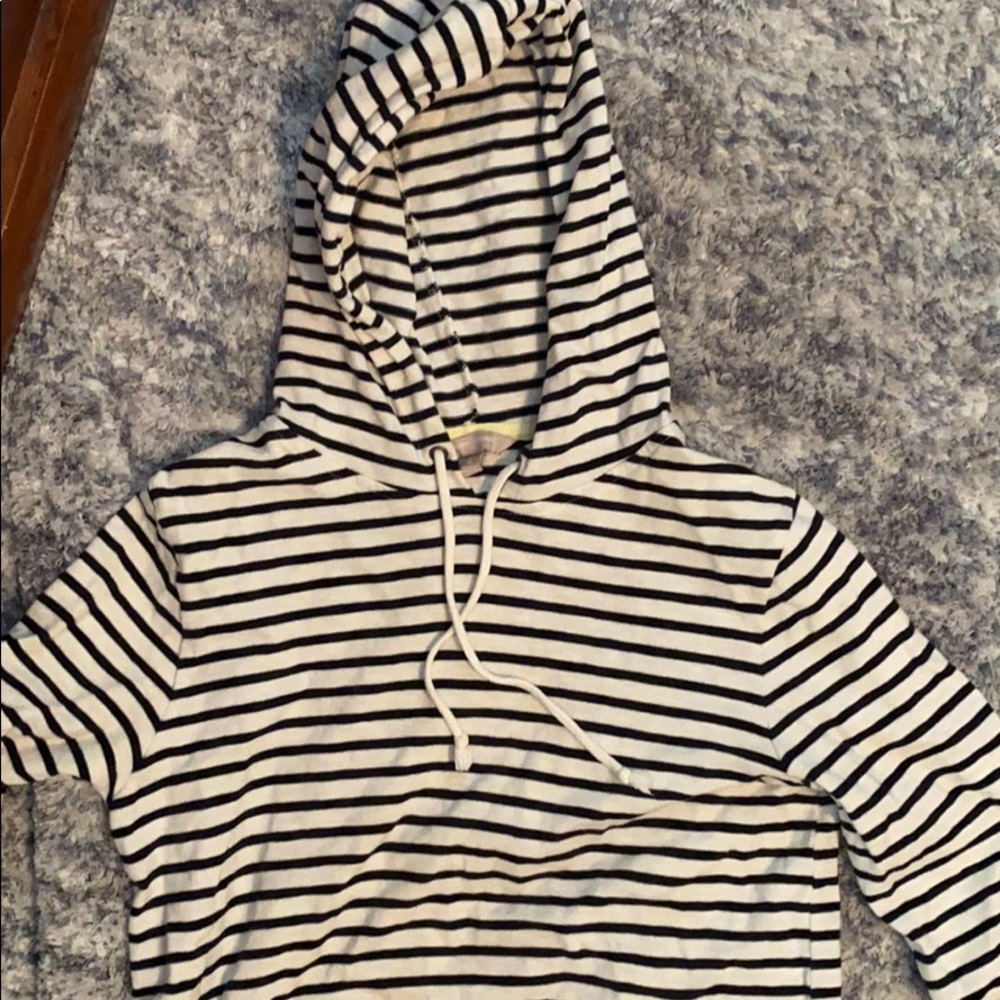3/4 length striped sweatshirt